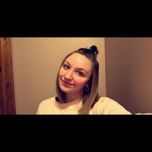 Meet your Posher, Nikki